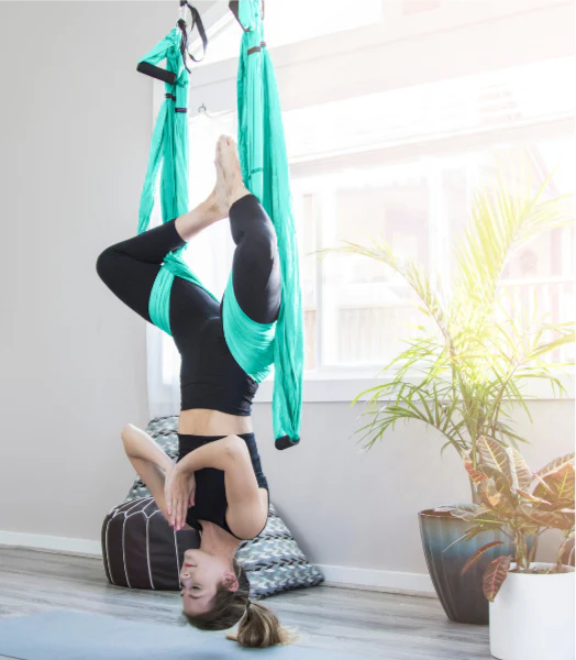 Aerial Yoga - zaawansowana pozycja